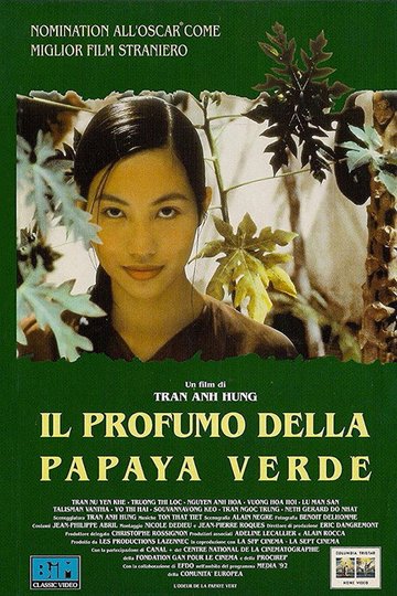 Locandina di Il profumo della papaya verde